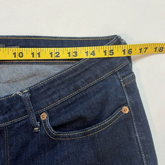 Levi's Women's Jeans 10 / 30 Slight Curve Classic Boot Cut Medium Wash Stretch - Picture 8 of 11